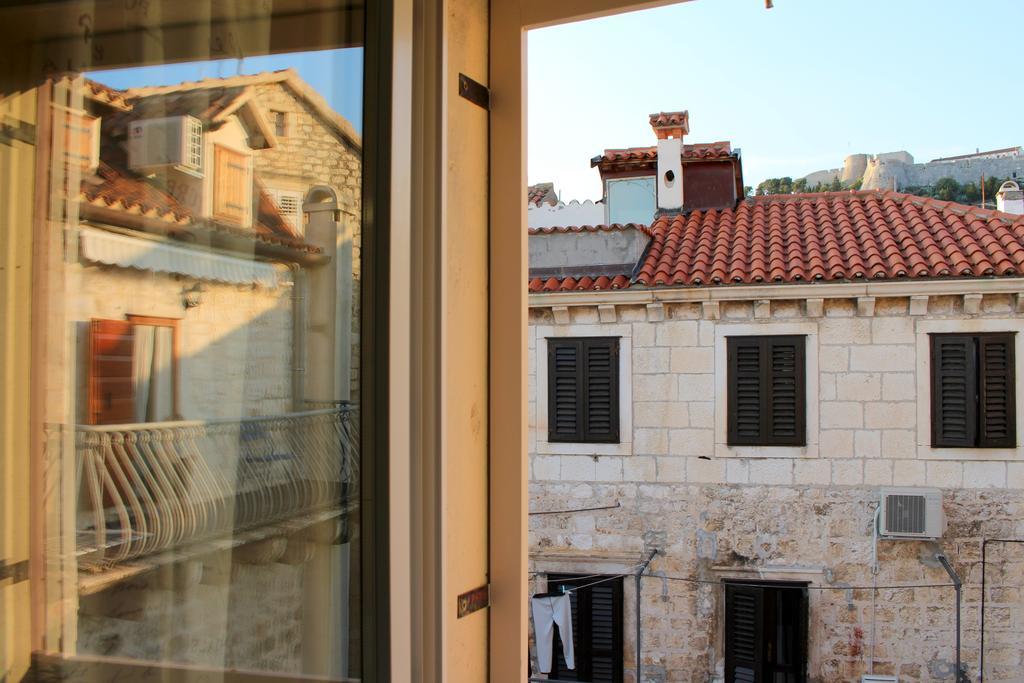 Pinna Hvar *