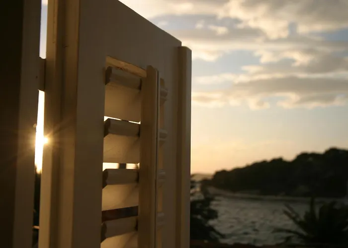 Pinna Apartments Hvar