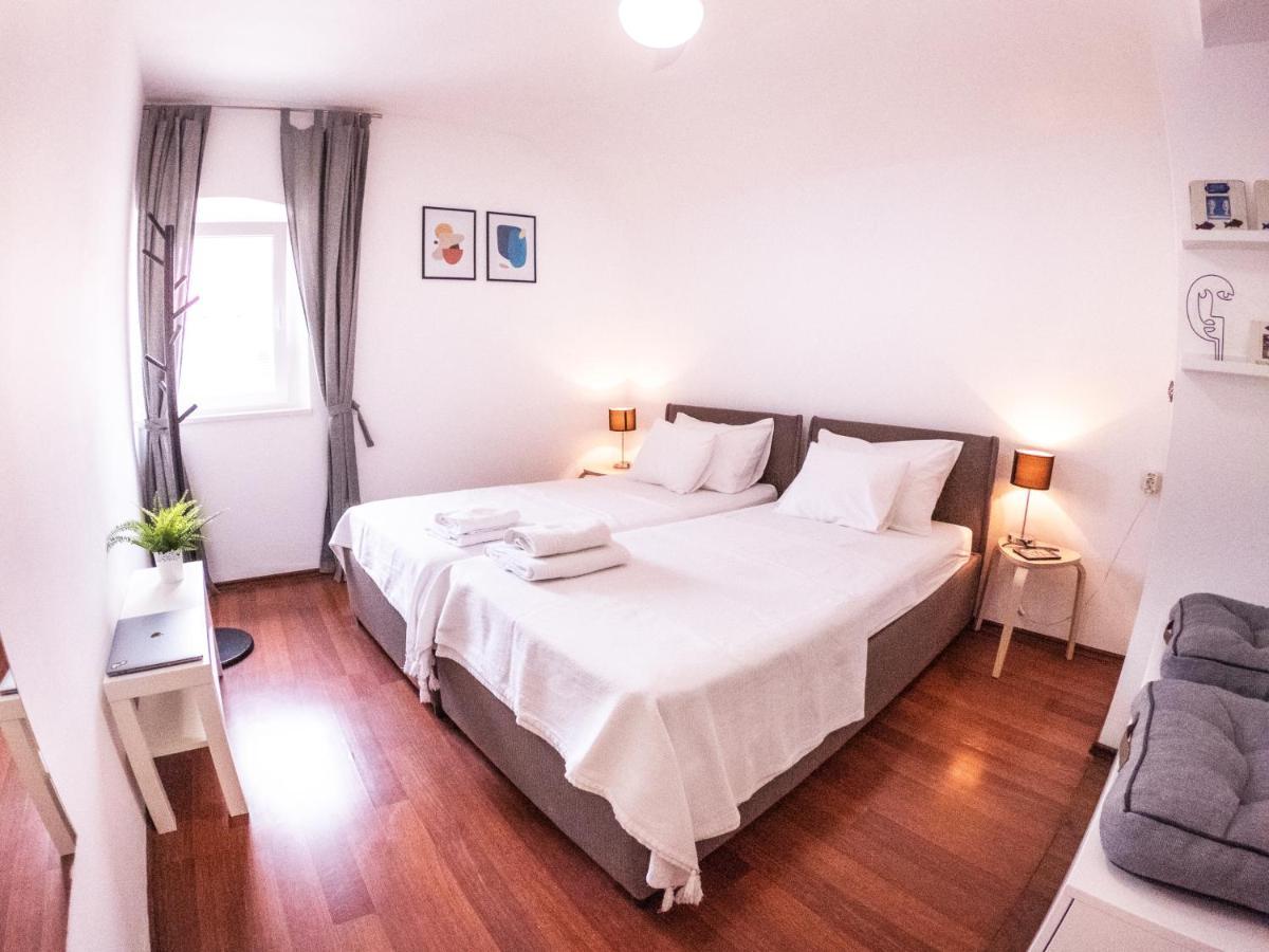 Pinna Hvar Apartament *