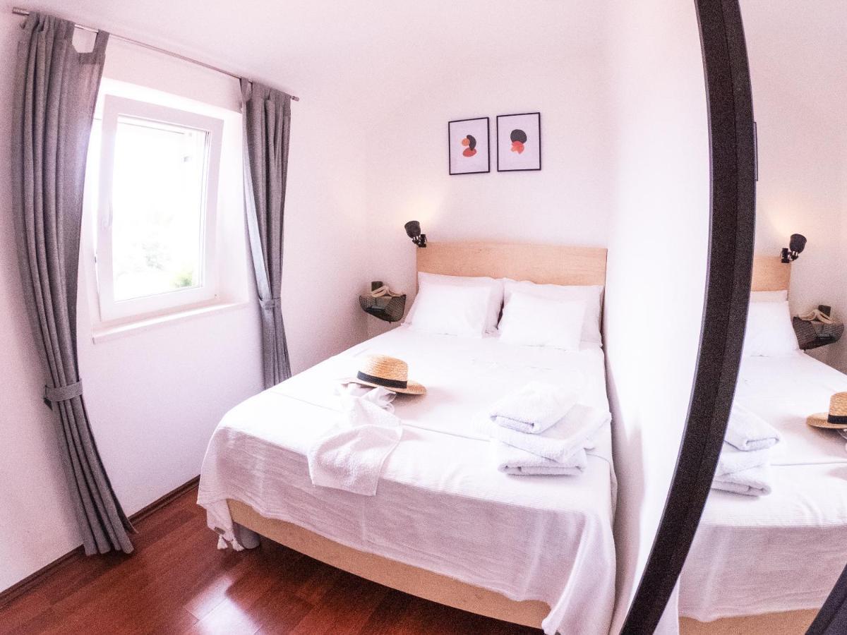 Pinna Hvar Apartament